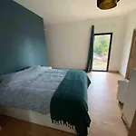 Limite Gard Ardeche Avec Magnifique Vue Villa