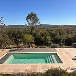 Limite Gard Ardeche Avec Magnifique Vue *