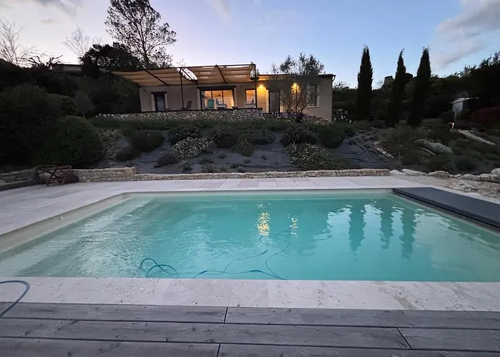 Limite Gard Ardeche Avec Magnifique Vue Villa *